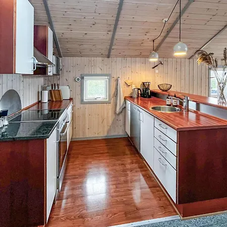 4 Bedroom Gorgeous In Haderslev