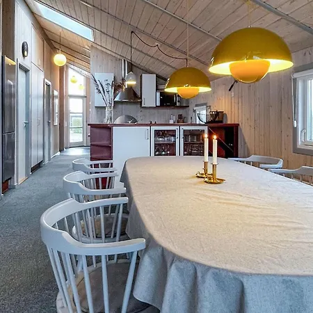 4 Bedroom Gorgeous In