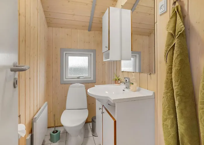 4 Bedroom Gorgeous In Holiday home Haderslev