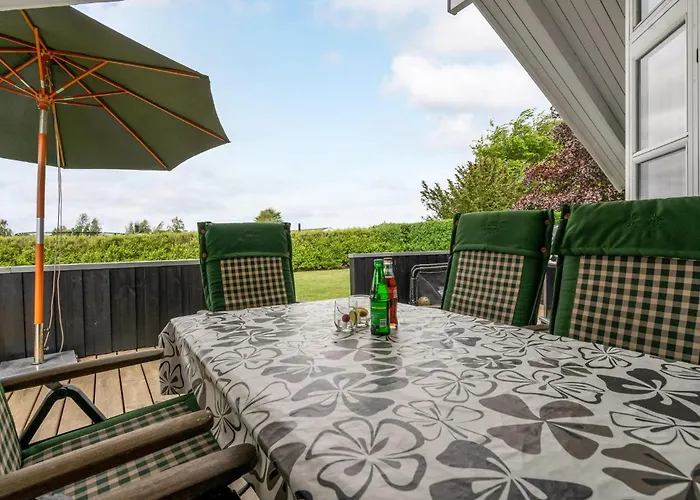 4 Bedroom Gorgeous In Haderslev